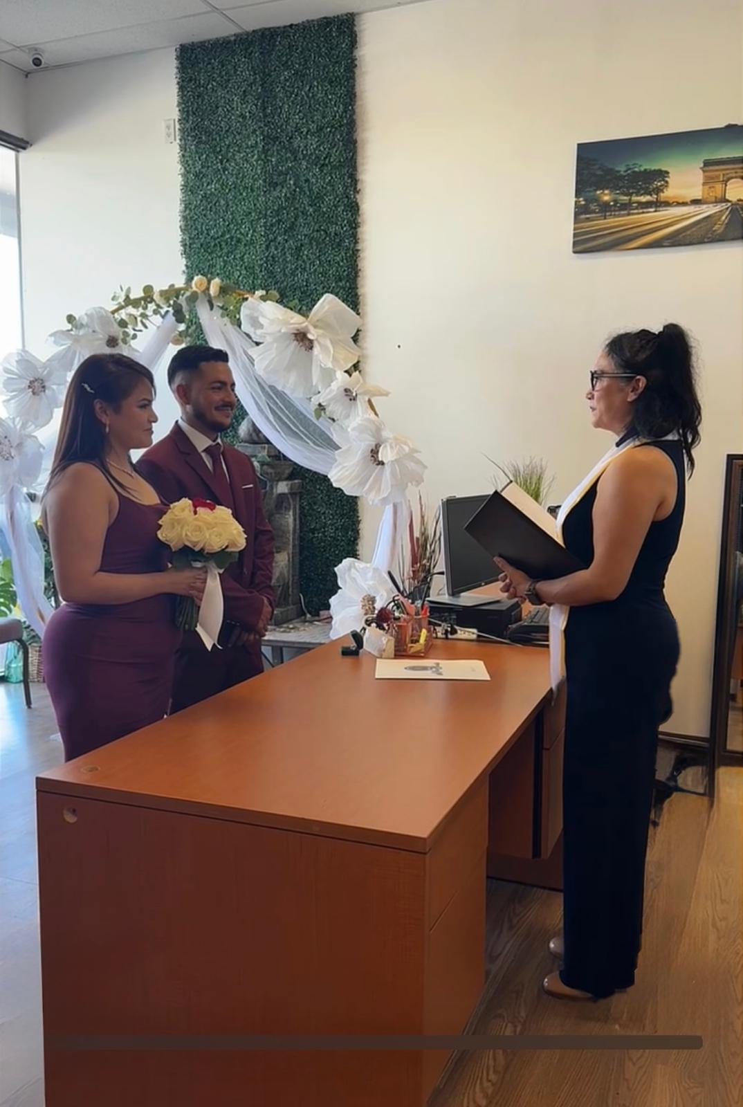 Ceremonia de boda en interior